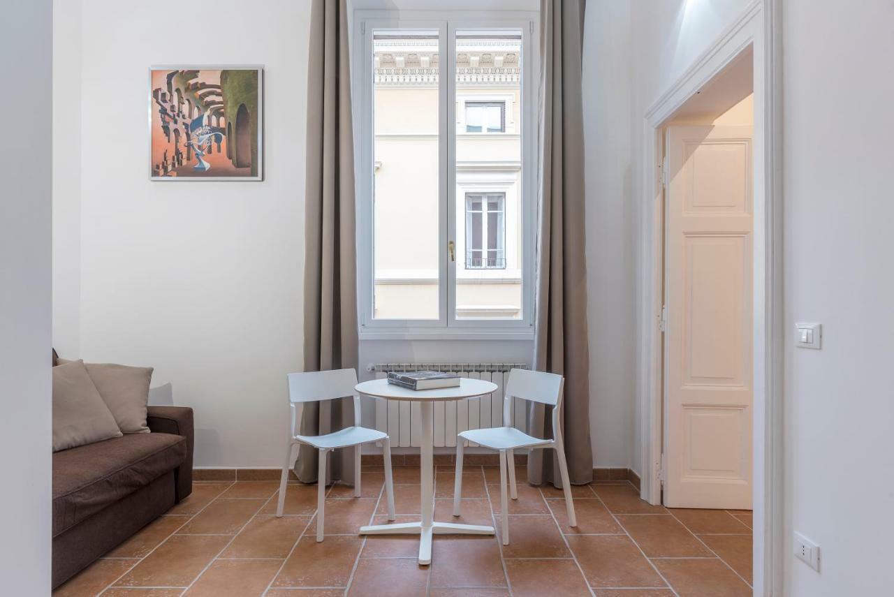 Apartment Via Genova Rom